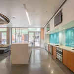 Relaxing 2Bd - Central Downtown - Gym, Pool, Parking